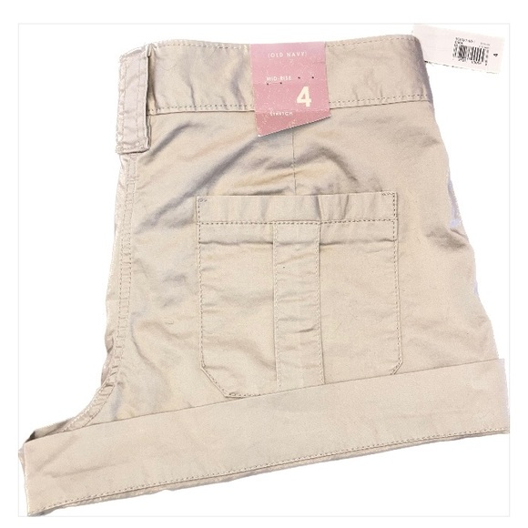 Old Navy khaki shorts 🩳 - Picture 4 of 4